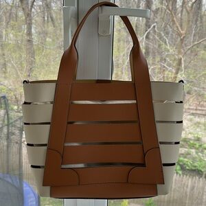 NWOT A. Bellucci made in Italy leather tote roomy purse beige and caramel, strap